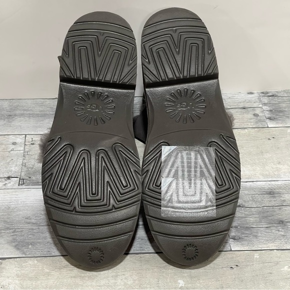 UGG Zariyah Boots Suede Shearling Ankle Booties - Charcoal Gray - Sz - 8.5 - Picture 8 of 10